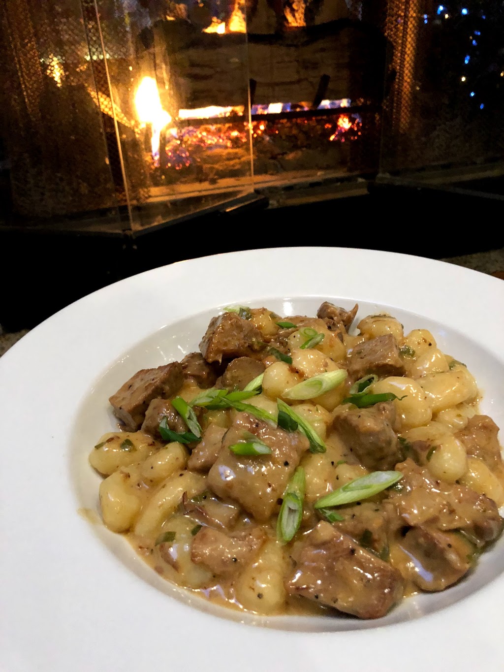Northlands Bar and Grill | 3400 Anne Macdonald Way, North Vancouver, BC V7G 2S7, Canada | Phone: (604) 924-2950
