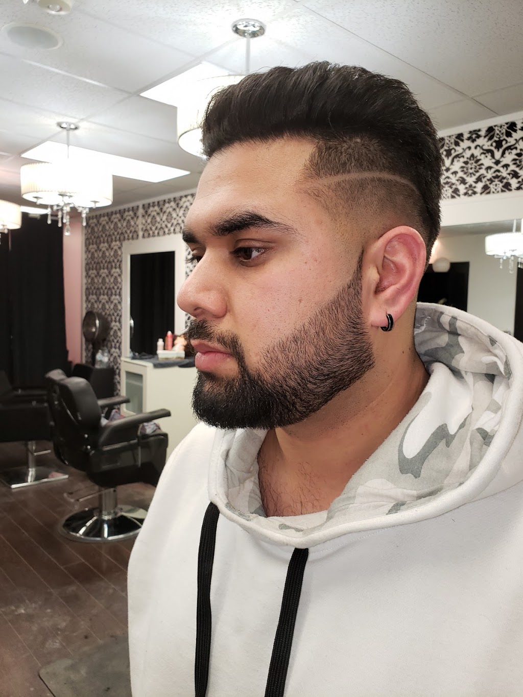 RJ Hair Salon | 9-1099 Kingsbury Ave, Winnipeg, MB R2P 2P9, Canada | Phone: (204) 998-8959