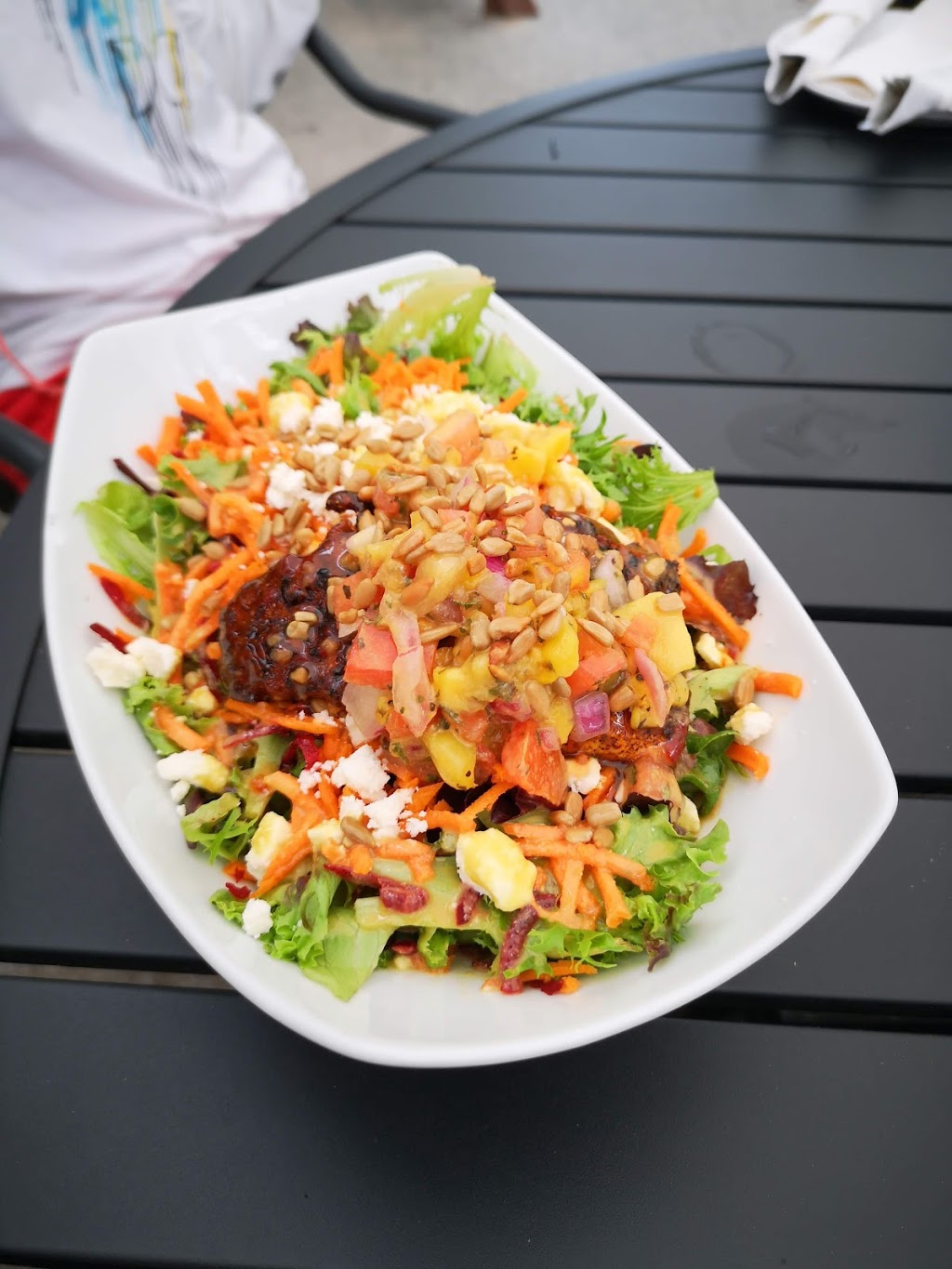 Heartwood Restaurant | 39280 Combermere Rd, Combermere, ON K0J 1L0, Canada | Phone: (613) 756-9169