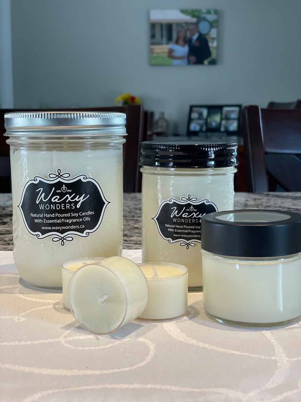 Waxy Wonders | 51 Margaret St, Angus, ON L0M 1B0, Canada | Phone: (705) 309-5532