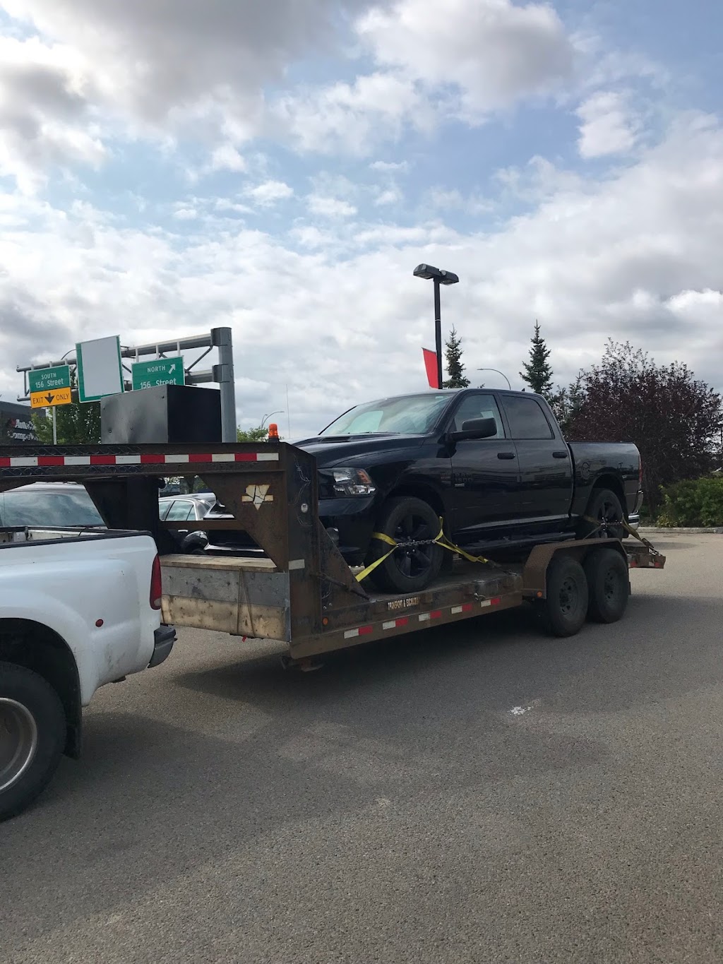 Galv Trans : 24/7 Towing Service - Hauling - Hotshot | 460 Cranberry Way Unit 230, Sherwood Park, AB T8H 2R3, Canada | Phone: (780) 566-7870