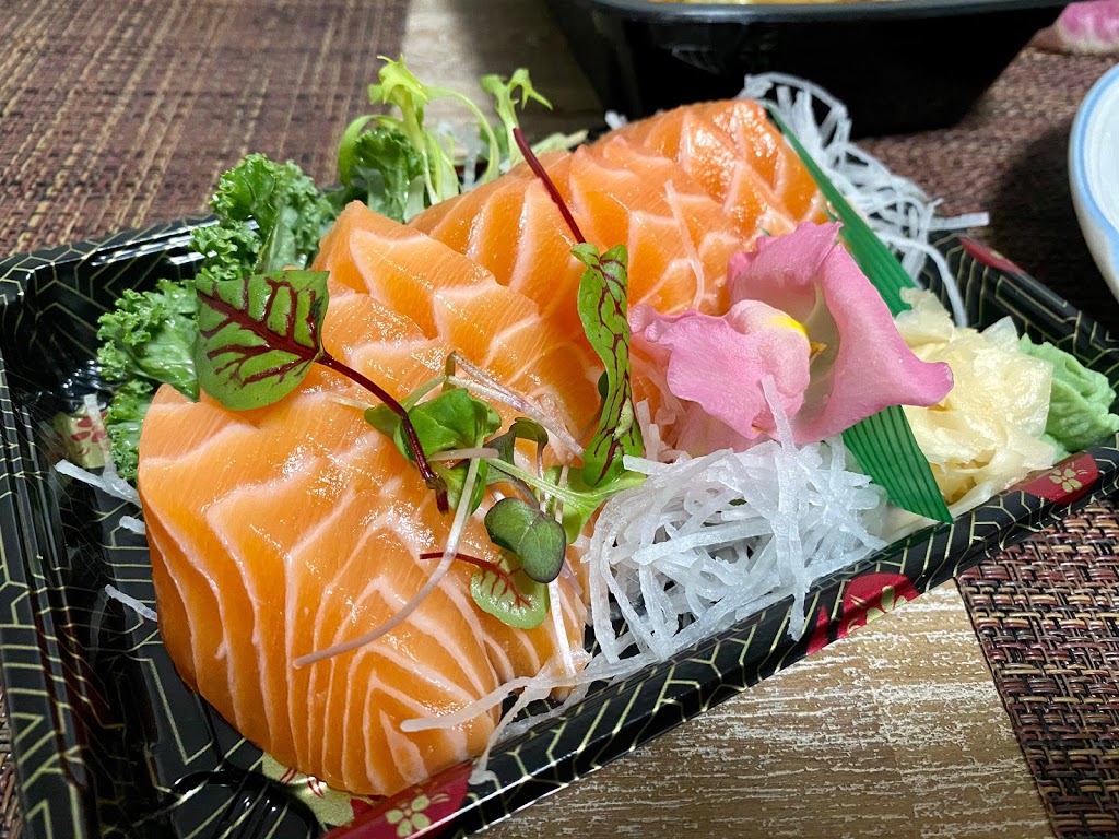 Tokami sushi | 3858 Bloor St W, Etobicoke, ON M9B 1L1, Canada | Phone: (647) 350-2288