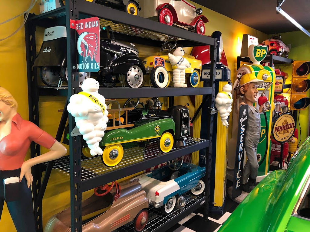 Extrême Auto Classic Car | 1010 Bd du Royaume O, Chicoutimi, QC G7H 5B1, Canada | Phone: (418) 543-7377
