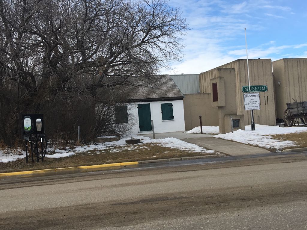Tesla Destination Charger | 198 Bay Ave, Fort QuAppelle, SK S0G 1S0, Canada | Phone: (306) 332-5266
