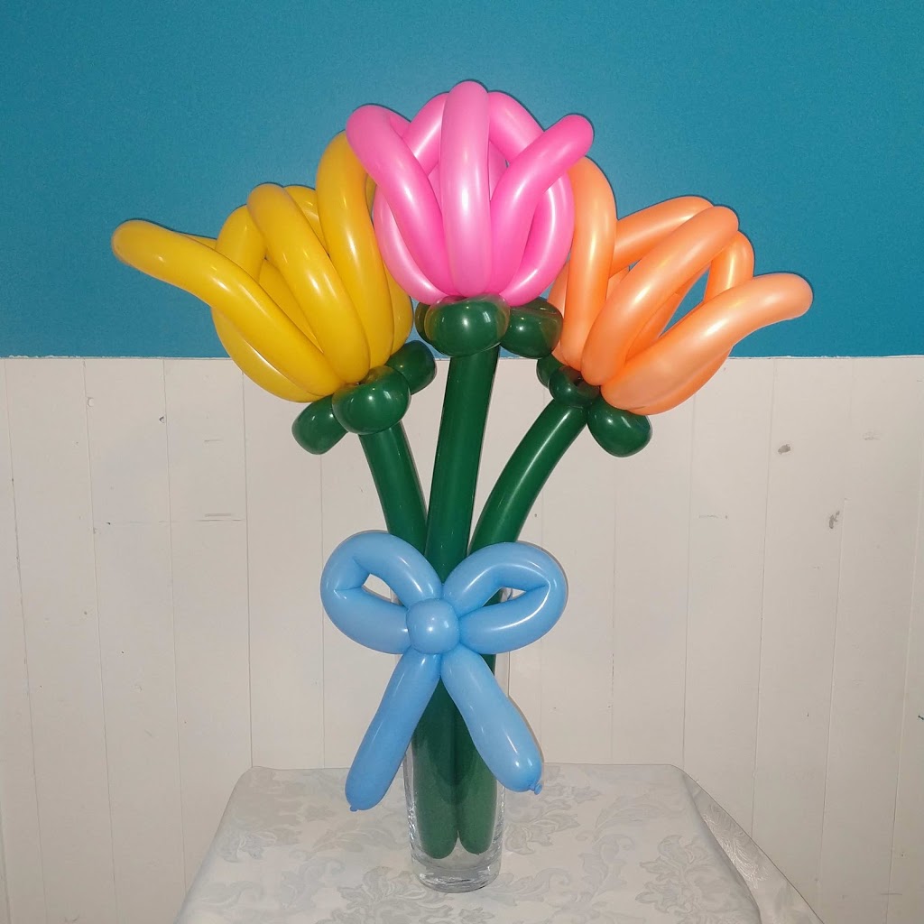 The Colourful Chameleon | 1055 Bayview Dr, Woodlawn, ON K0A 3M0, Canada | Phone: (613) 832-8920