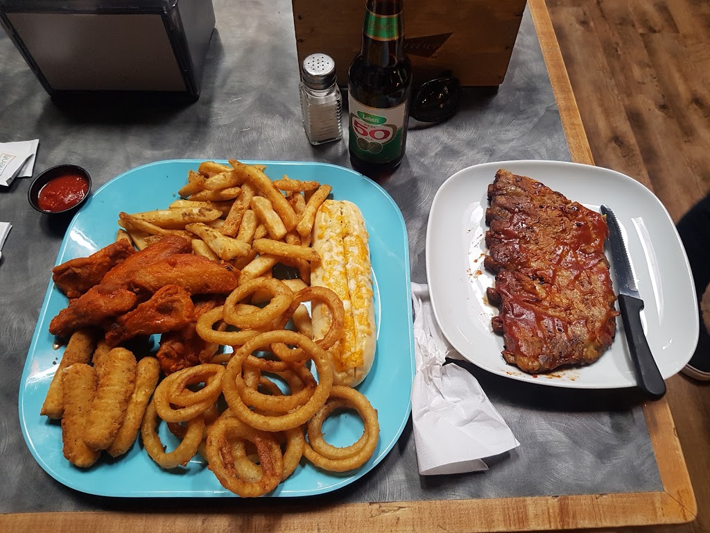 Touchdown Willys Tap & Grill | 249 St Catharines St, Smithville, ON L0R 2A0, Canada | Phone: (905) 957-8448