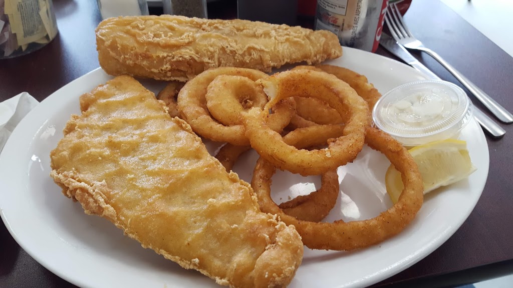 Chums Cafe | 5878 Line 34, Mitchell, ON N0K 1N0, Canada | Phone: (519) 301-3415