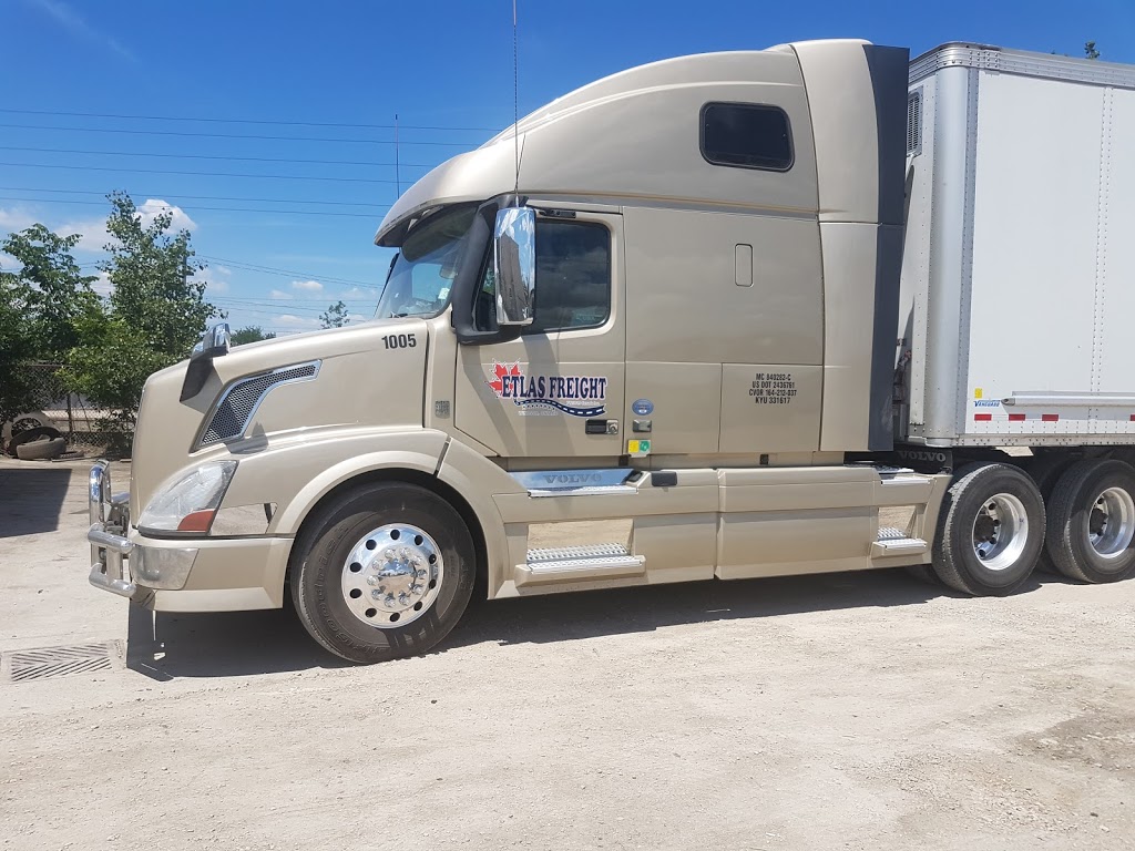 Chucks Truck Service Centre | 4375 County Rd 42 Unit 2, Windsor, ON N9A 6J3, Canada | Phone: (519) 969-4204