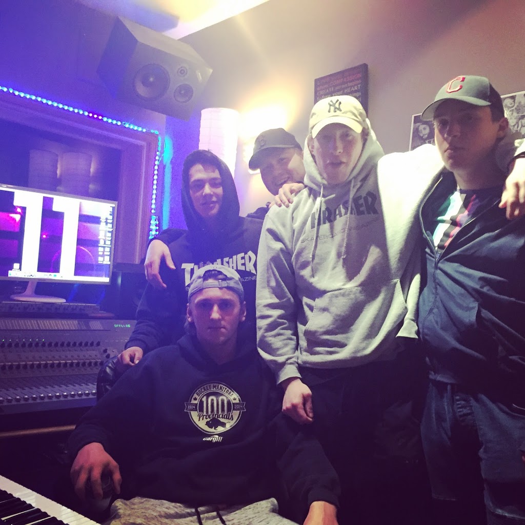 Studio 11 | 49 Henderson Hwy, Winnipeg, MB R2L 1K9, Canada | Phone: (204) 663-0013