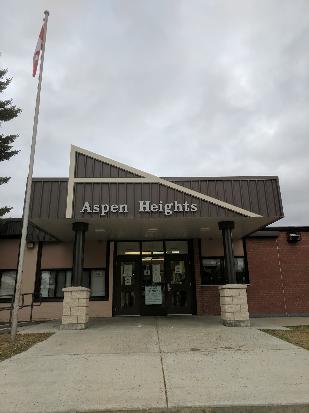 Aspen Heights Elementary School | 5869 69 St Dr, Red Deer, AB T4P 1C3, Canada | Phone: (403) 347-2581