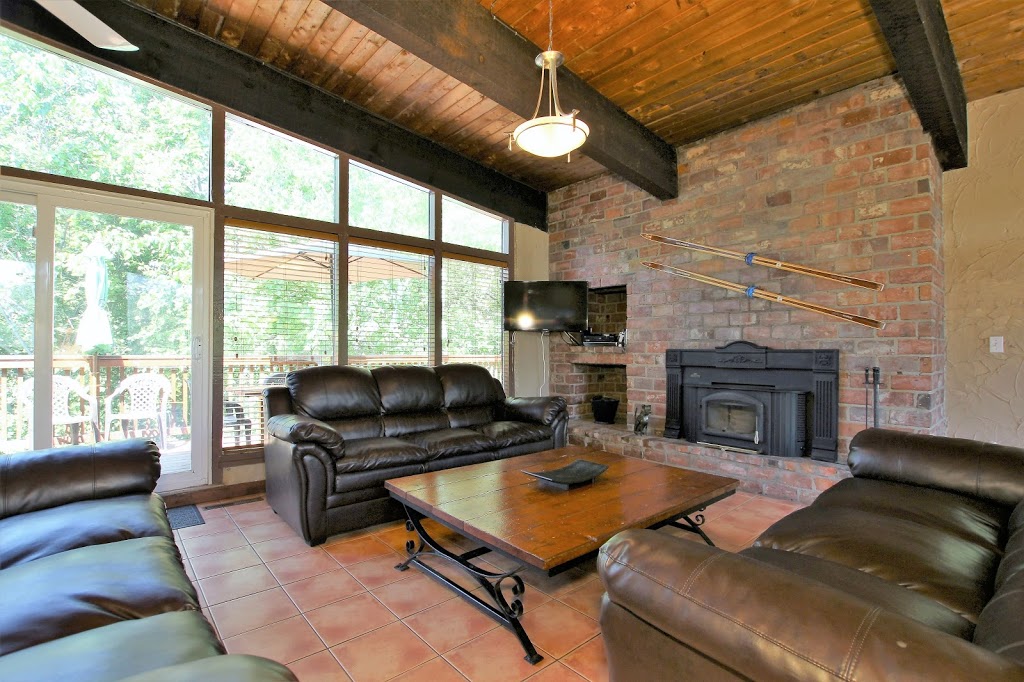 Lopes Chalets - Year Round Chalet Rentals at Blue Mountain | 122 Birch View Trail, The Blue Mountains, ON L9Y 0M2, Canada | Phone: (416) 473-5002