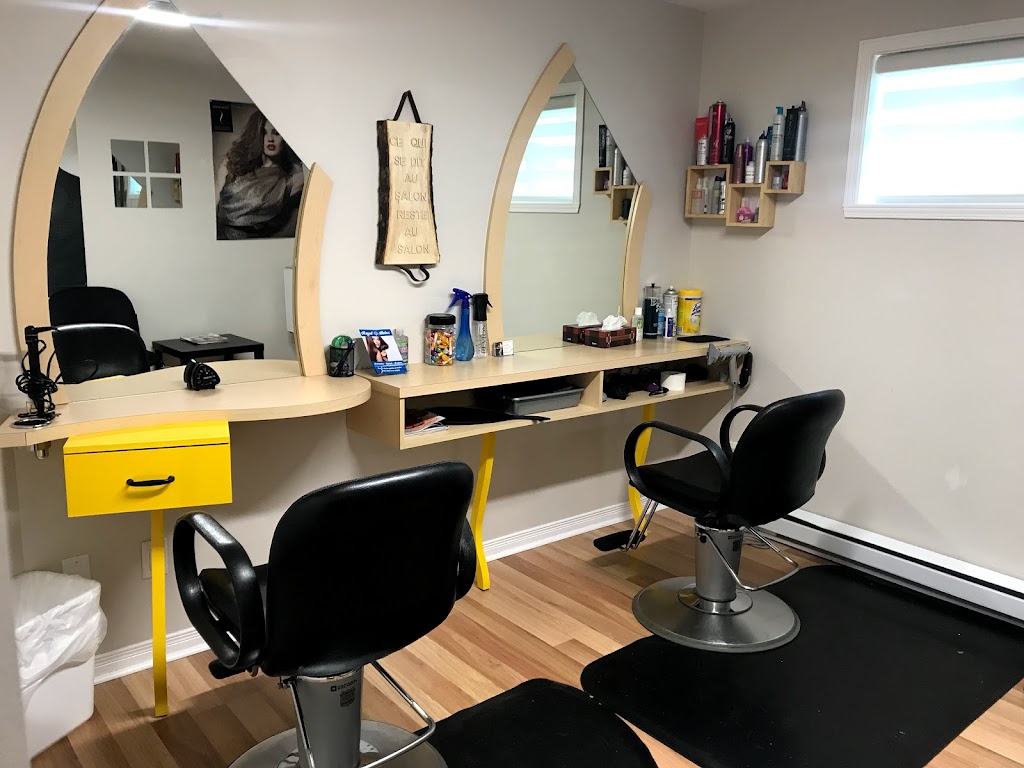 Coiffeuse Styliste Christine Léveillé | 1308 Rue Norvège, Mascouche, QC J7L 2L9, Canada | Phone: (438) 885-1206