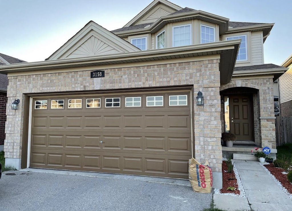 Bucket and Rolls Painting Services | 769 Second St #310, London, ON N5V 3C5, Canada | Phone: (647) 323-5310