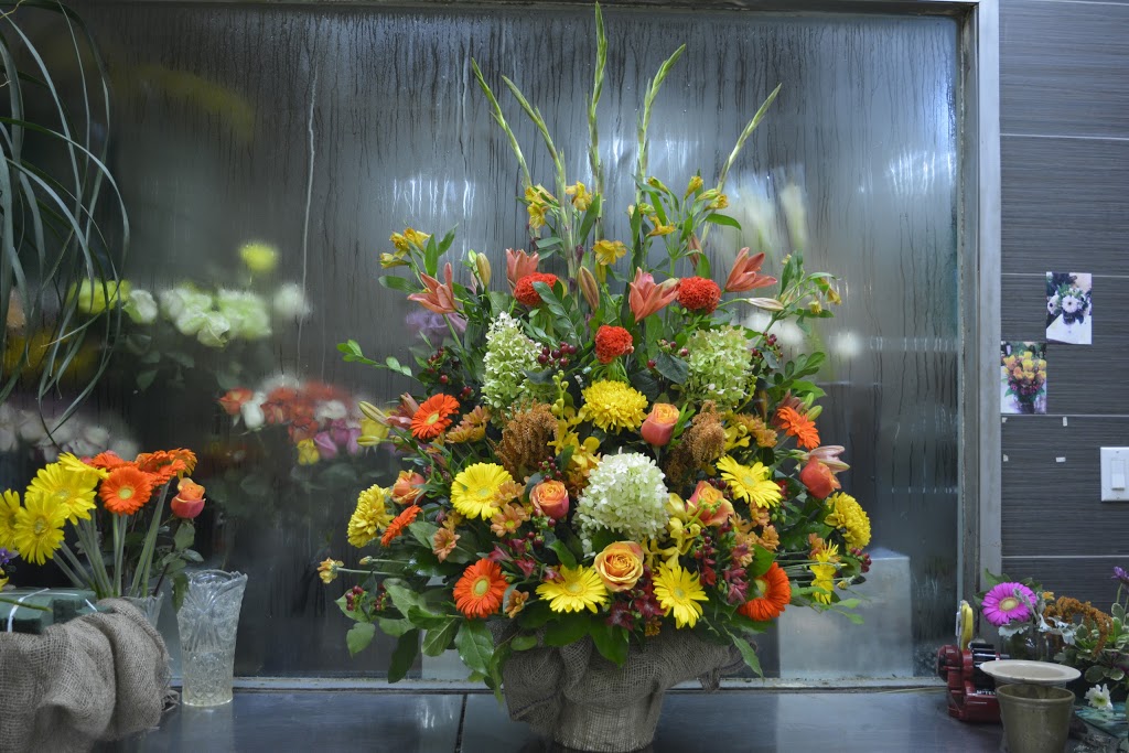 Flower Deco | 35 Lakeshore Rd W, Oakville, ON L6K 1C8, Canada | Phone: (905) 337-0968