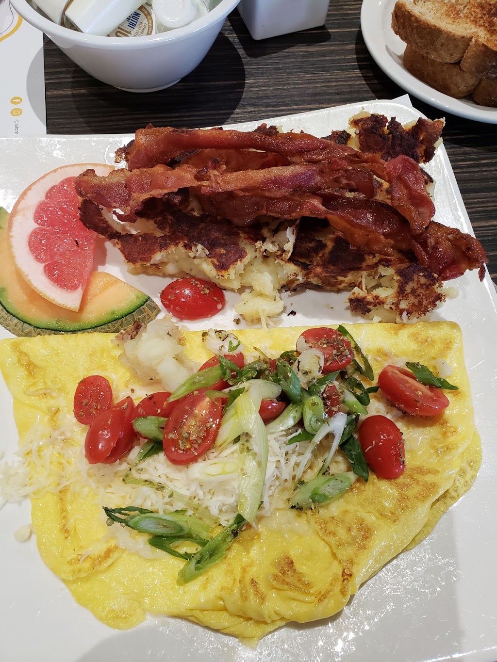 allô! mon coco - Rosemère | 401 Boulevard Curé-Labelle, Rosemère, QC J7A 3T2, Canada | Phone: (450) 434-0040