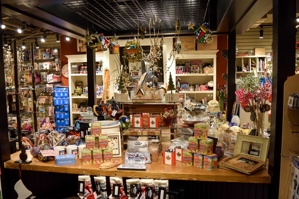 Mountainside | Big White - Village Centre Mall (VCM), 5375 Big White Rd, Beaverdell, BC V0H 1A0, Canada | Phone: (250) 491-6127