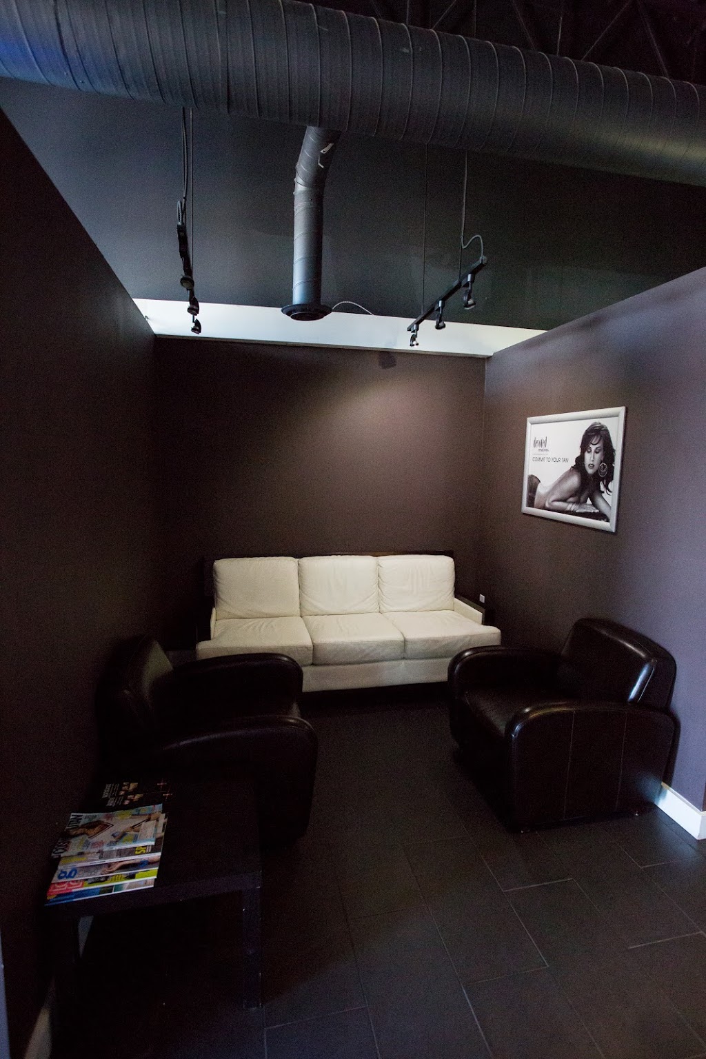 SunScape Tanning Studios | 19800 Lougheed Hwy, Pitt Meadows, BC V3Y 2W1, Canada | Phone: (604) 465-8266