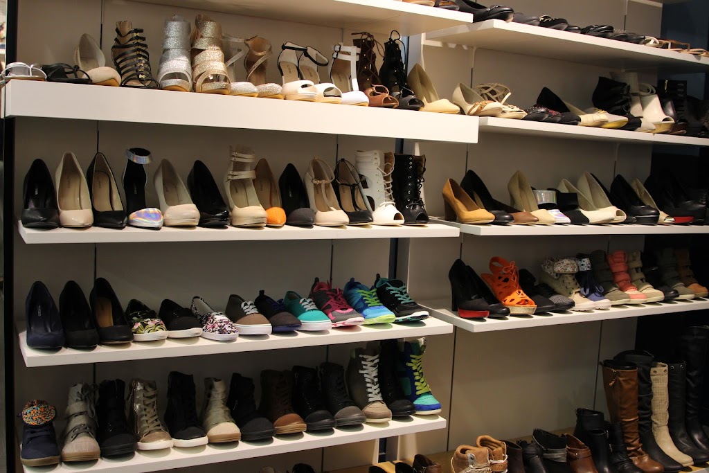 Call It Spring | 550 King St N, Waterloo, ON N2L 5W6, Canada | Phone: (519) 886-2650