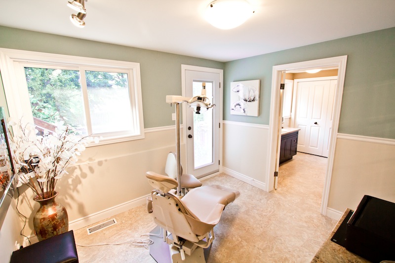 Champion Dental Hygiene | 22 Sunrise Dr, Kitchener, ON N2B 3B4, Canada | Phone: (519) 575-1455
