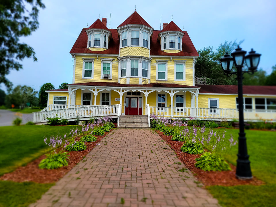 Evandale Resort | 3500 NB-124, Evandale, NB E5M 2G8, Canada | Phone: (506) 468-2222