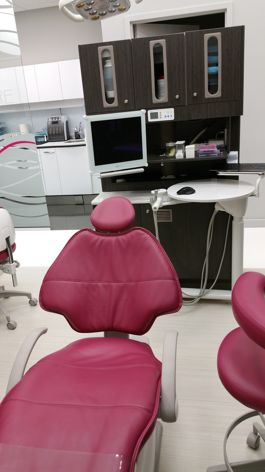 Clinique dentaire Lorrain | 1320 Local RC002, Boulevard la Vérendrye E, Gatineau, QC J8P 0A9, Canada | Phone: (819) 669-7575