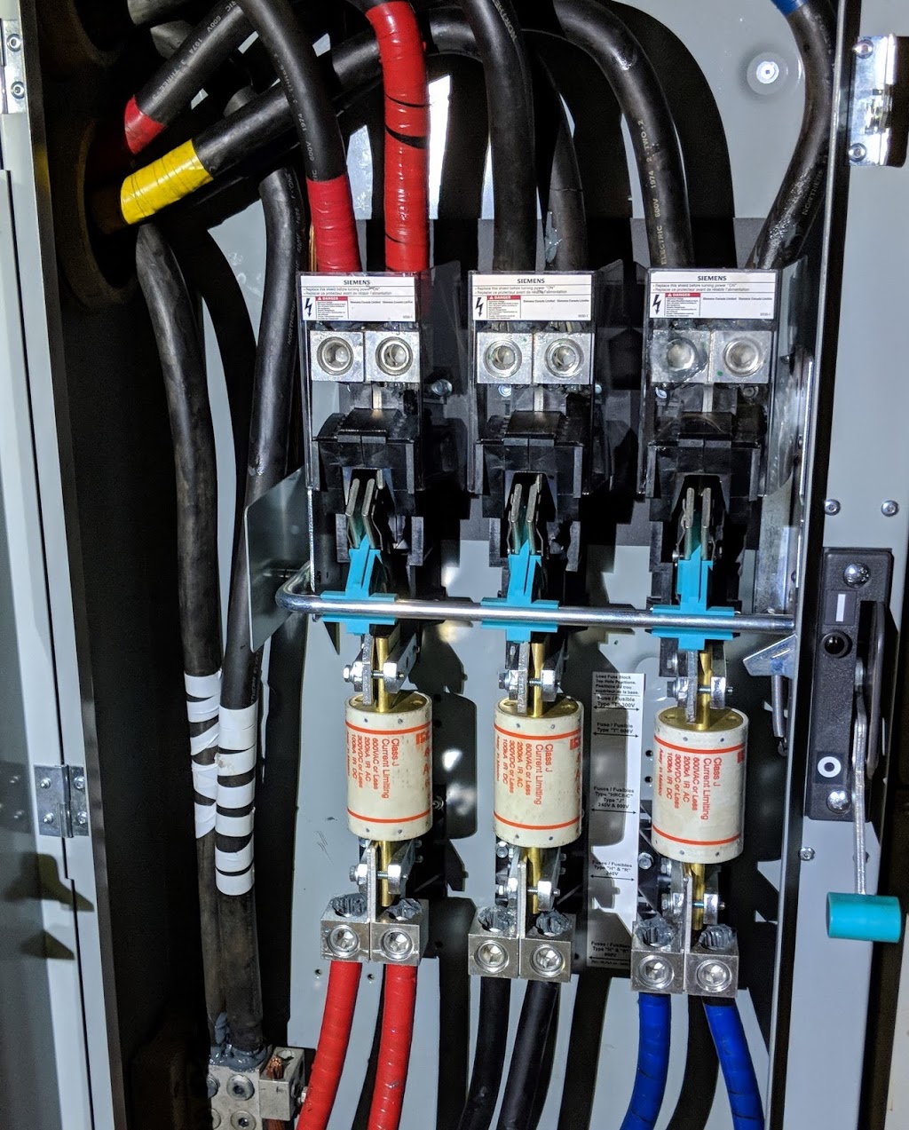DS CLAYTON ELECTRIC LTD. | 12792 227a St, Maple Ridge, BC V2X 2V8, Canada | Phone: (778) 999-2999