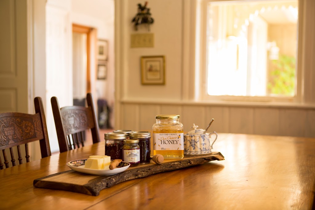 Foxingham Farm Bed & Breakfast | 648157 17 Sideroad, Mulmur, ON L9V 0V3, Canada | Phone: (705) 434-1367