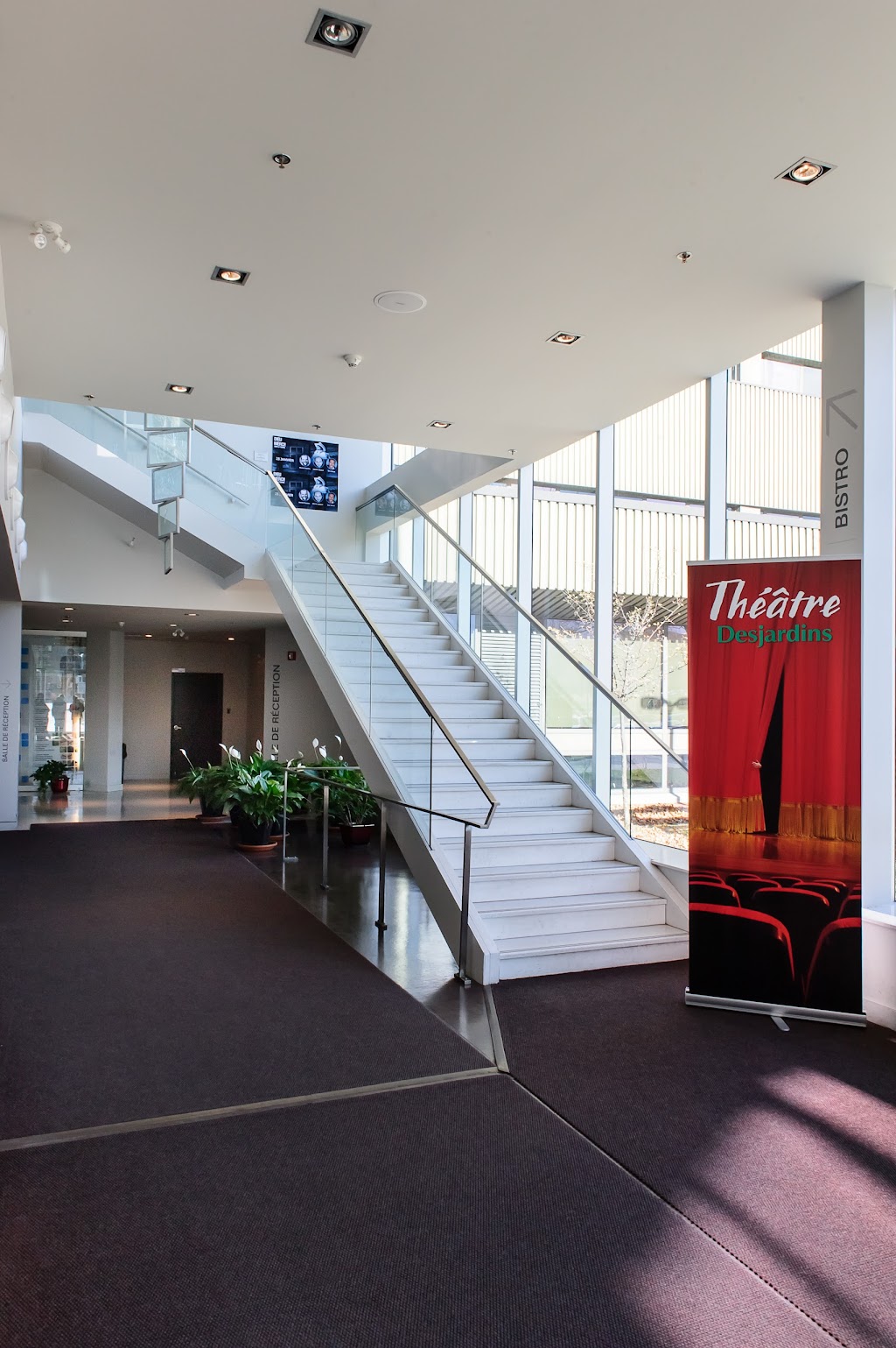Théâtre Desjardins | 1111 Rue Lapierre, LaSalle, QC H8N 2J4, Canada | Phone: (514) 367-6373
