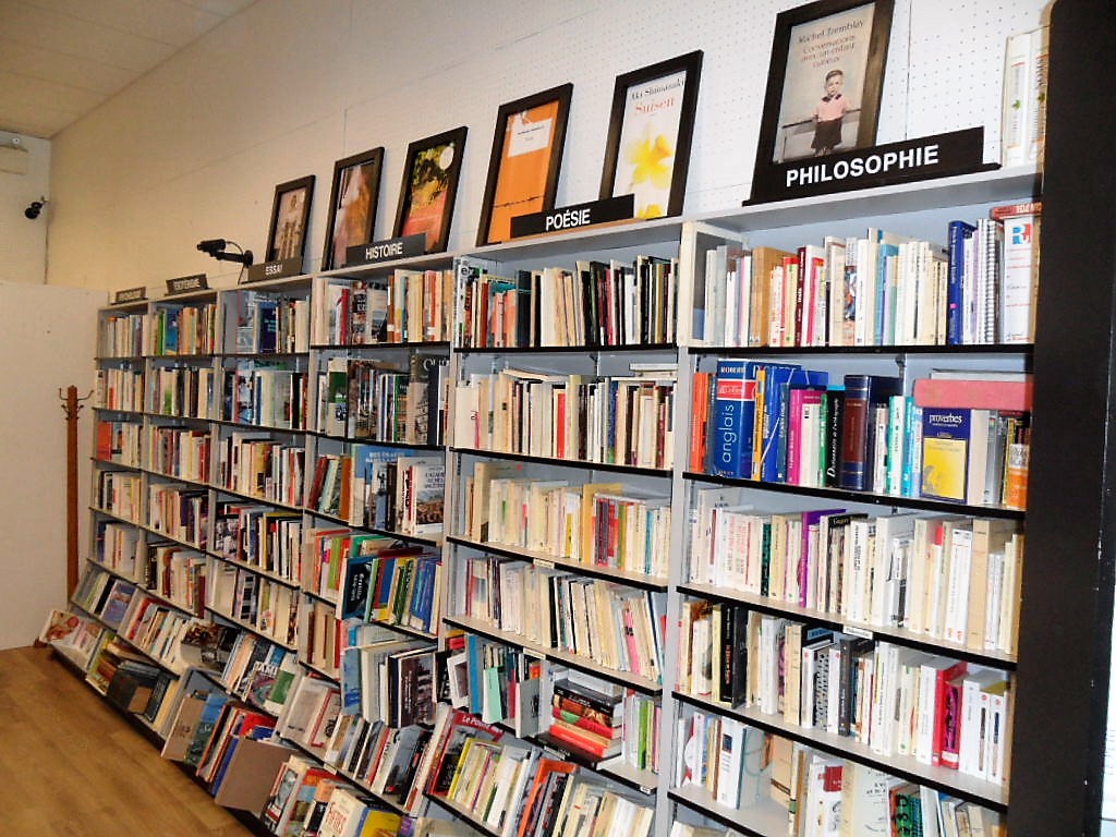 Librairie LExèdre Inc | book store | 910 Boulevard du St Maurice, Trois-Rivières, QC G9A 3P9, Canada | 8193730202 OR +1 819-373-0202