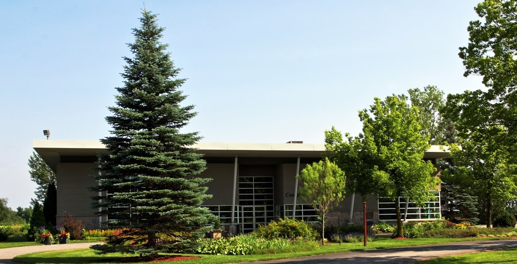 Cimetière Jardin Urgel Bourgie Athos | 2500 Avenue des Perron, Laval, QC H7J 1G5, Canada | Phone: (514) 735-2025