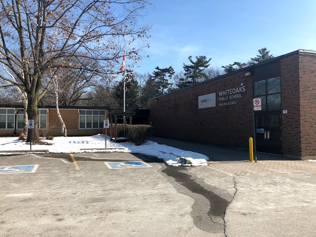 Whiteoaks Public School | 1690 Mazo Crescent, Mississauga, ON L5J 1Y8, Canada | Phone: (905) 822-0451
