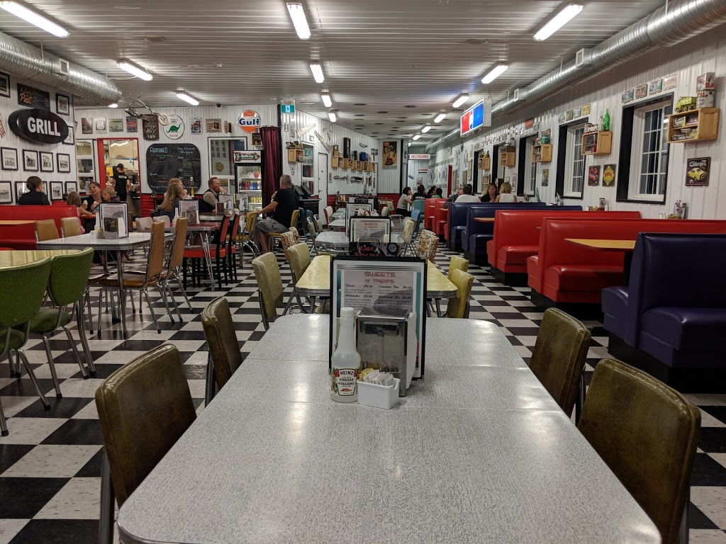 Diner On 52 | 375 A N Front Dr, Steinbach, MB R5G 0X7, Canada | Phone: (204) 326-5252