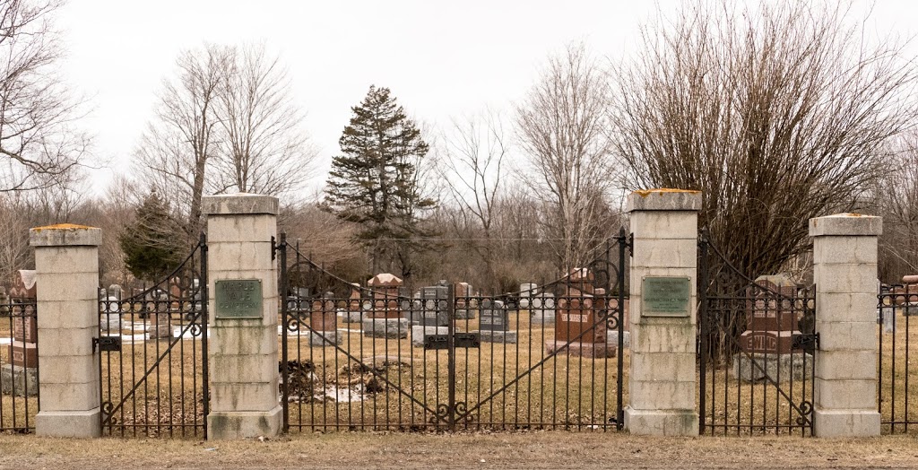 Maple Vale Cemetery | 320 Brockville St, Smiths Falls, ON K7A 4S5, Canada