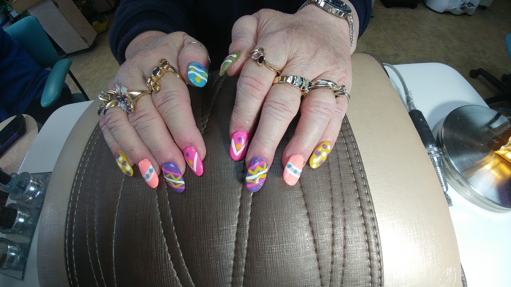 #1 City Nails | 595 Carlton St, St. Catharines, ON L2M 4Y2, Canada | Phone: (905) 684-2002