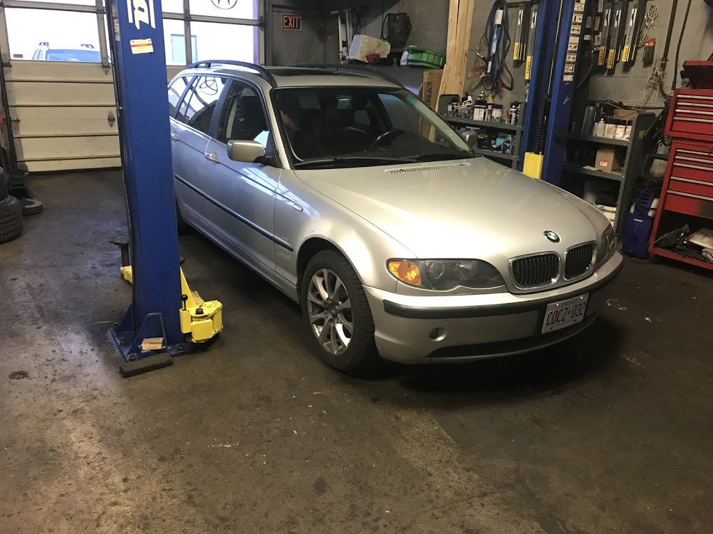 Ozgur Auto services and car sales | 12 Lepage Ct, North York, ON M3J 1Z9, Canada | Phone: (416) 731-3516