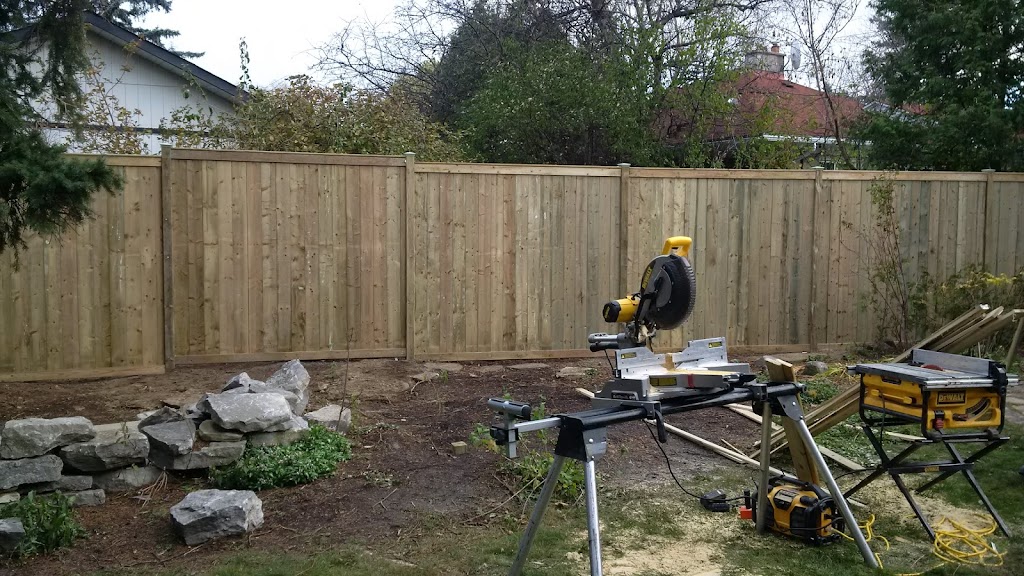 Ottawa Fence Installation Company | 57 Honey Gables Dr, Ottawa, ON K1V 5V7, Canada | Phone: (613) 909-8922