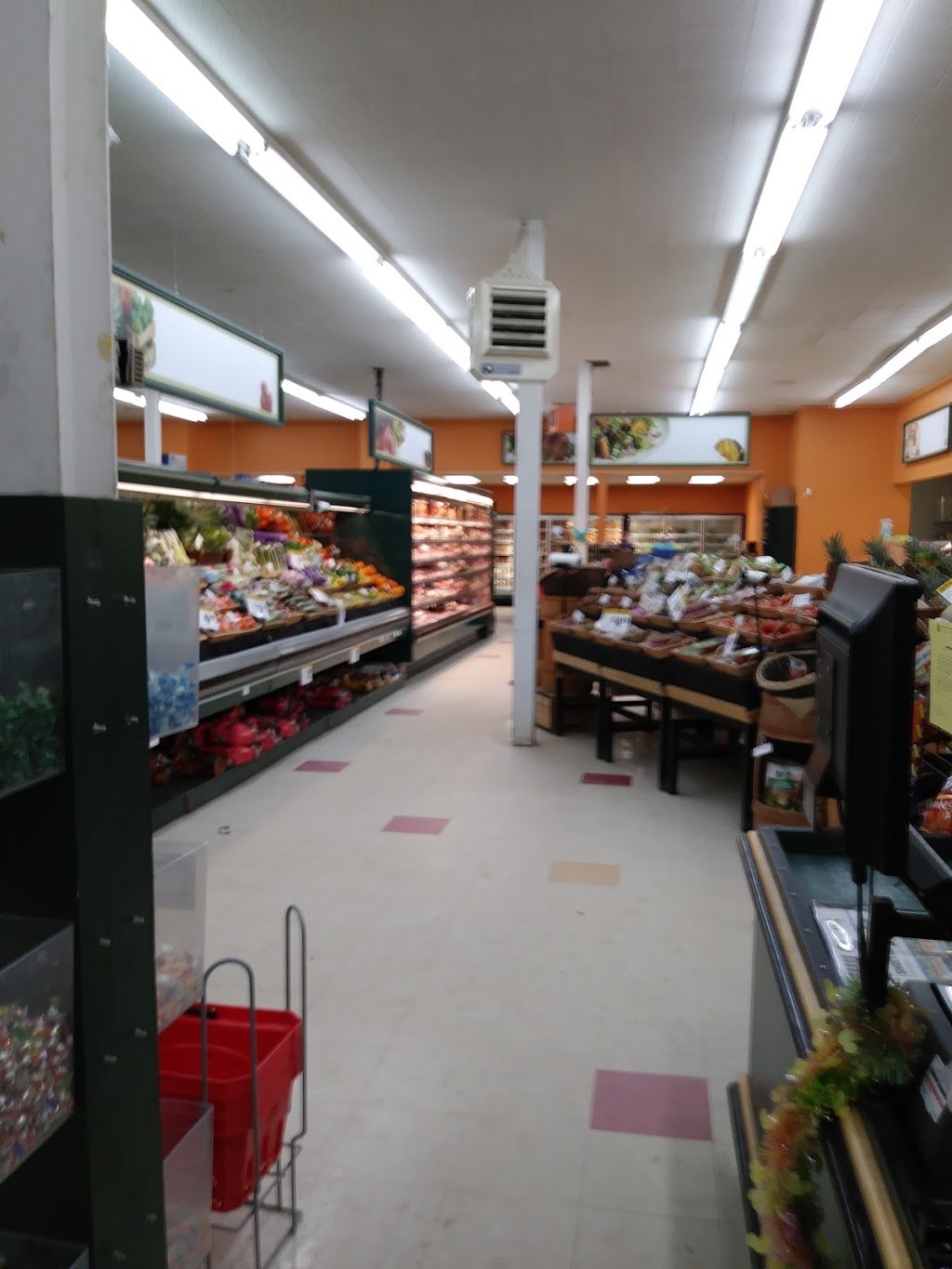 Marché Bonichoix - Gestion R & B Couture inc. | 641 Rue Notre Dame, Montebello, QC J0V 1L0, Canada | Phone: (819) 423-6326