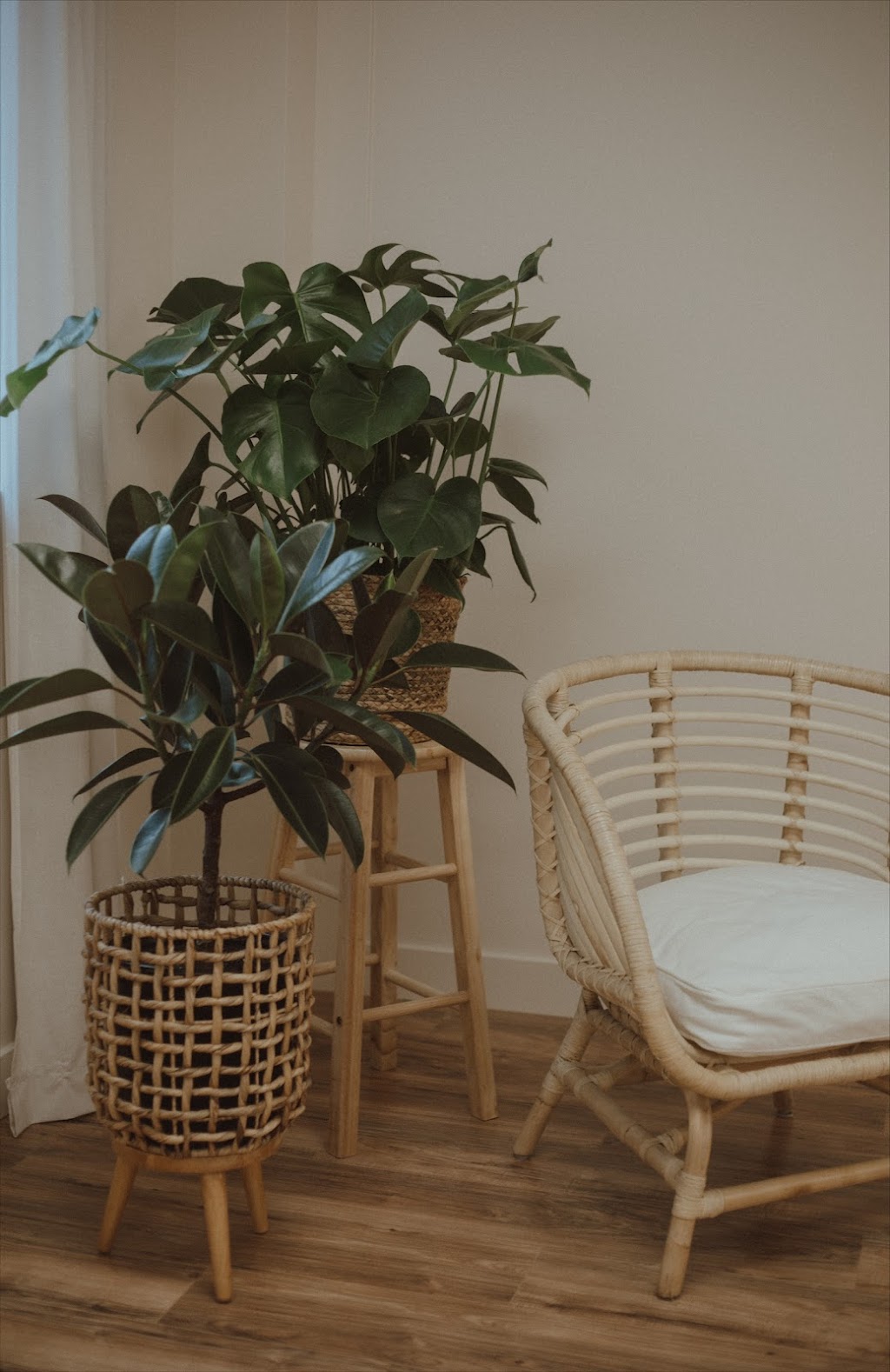 The Collective Studio | 4405 50 St, Stony Plain, AB T7Z 1L5, Canada | Phone: (587) 983-8584