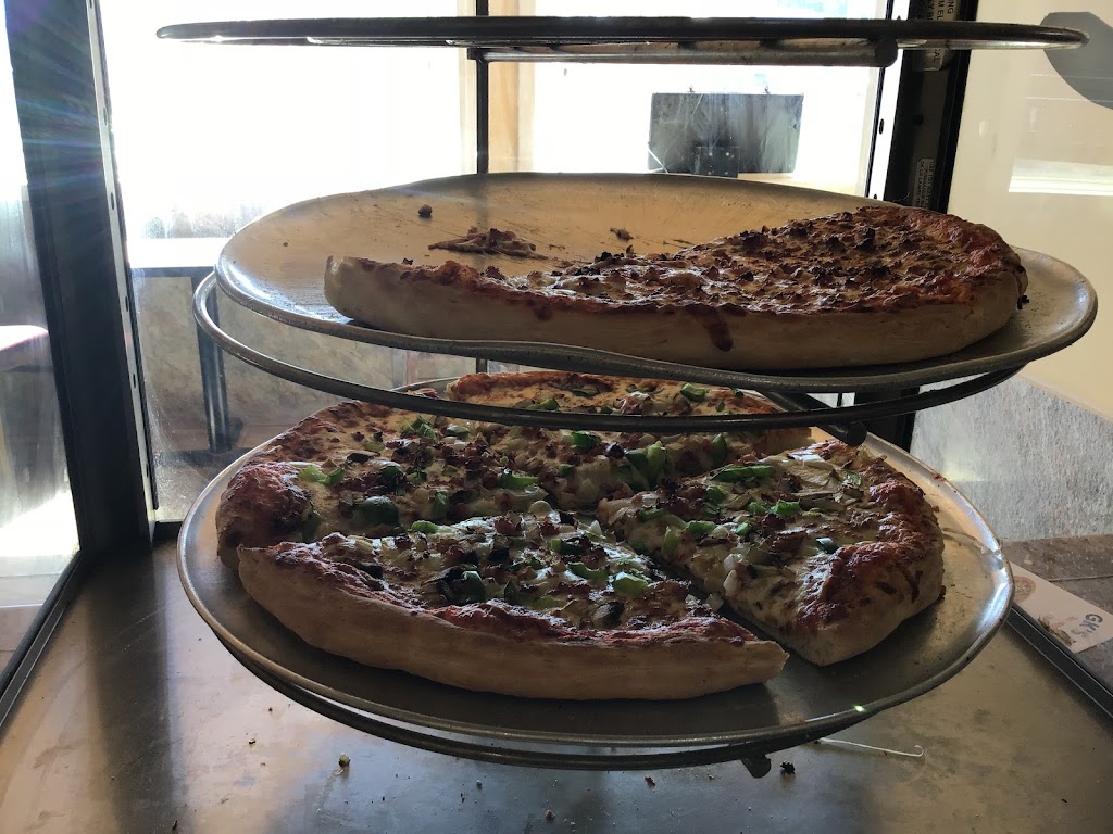 Harbour View Pizza & Convenience | 10252 Durham St, Pugwash, NS B0K 1L0, Canada | Phone: (902) 243-2222