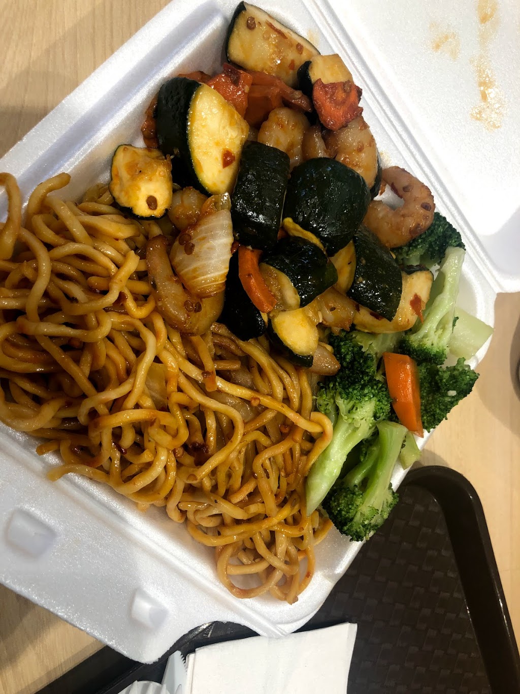 Mango Thai Kitchen | 54 Blossomfield Dr, Toronto, ON M6A 3A5, Canada | Phone: (905) 703-5388