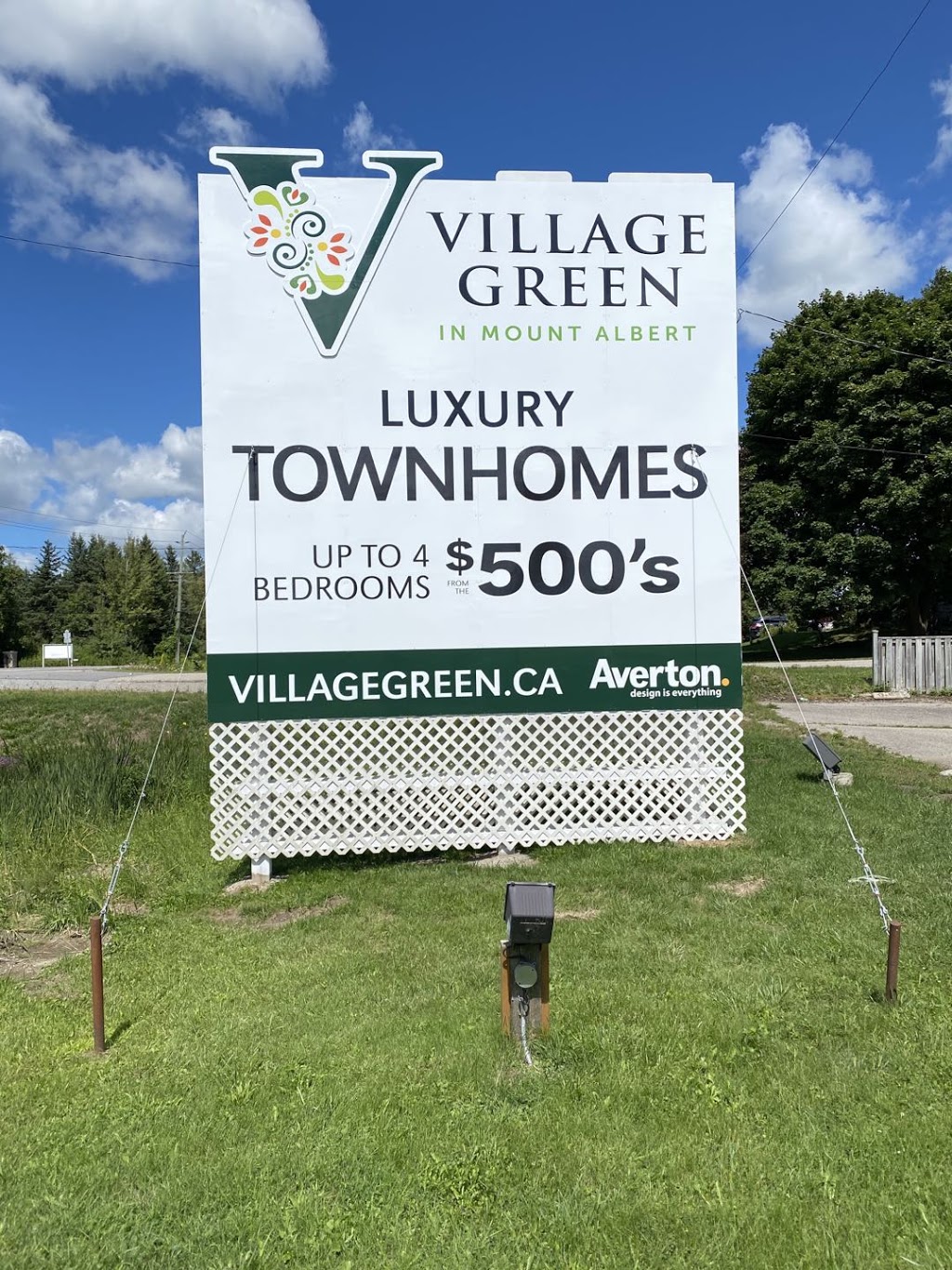 Village Green Sales Office by Averton Homes | 19103 ON-48, Mount Albert, ON L0G 1M0, Canada | Phone: (416) 924-0110
