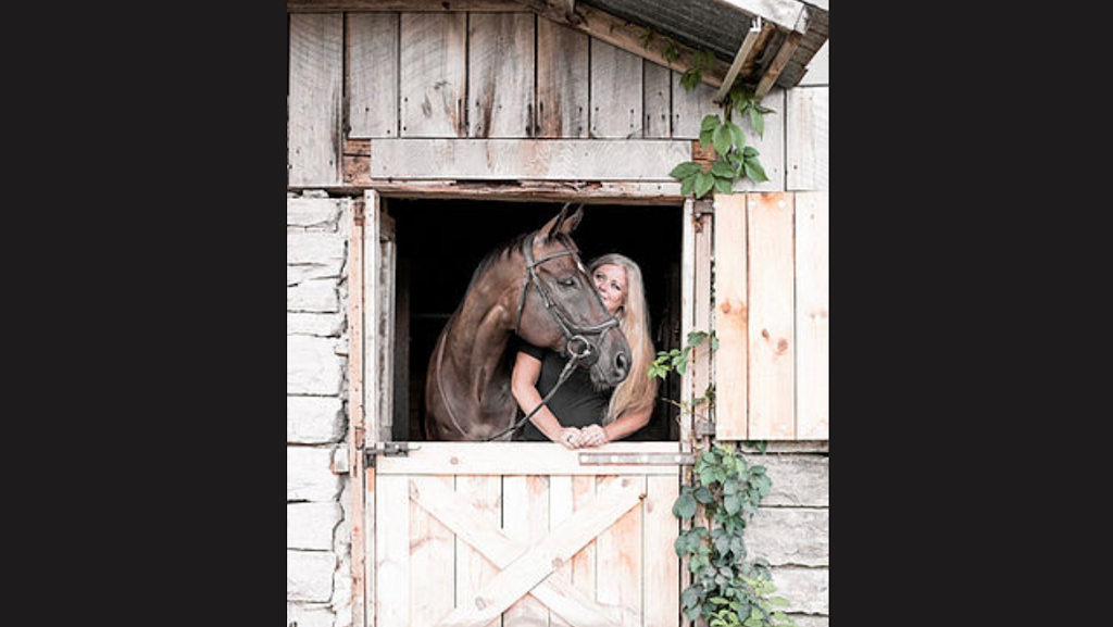 Cristina’s Equine Massage | 545 Cameron Harvey Dr, Ottawa, ON K2K 1X7, Canada | Phone: (613) 220-3239
