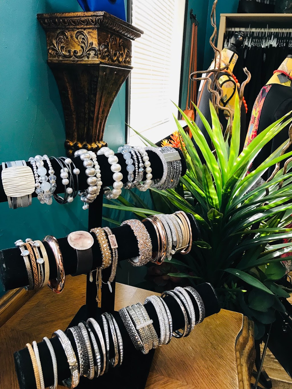 The Clothing Store | 8 Village Dr, Westerose, AB T0C 2V0, Canada | Phone: (780) 586-0789