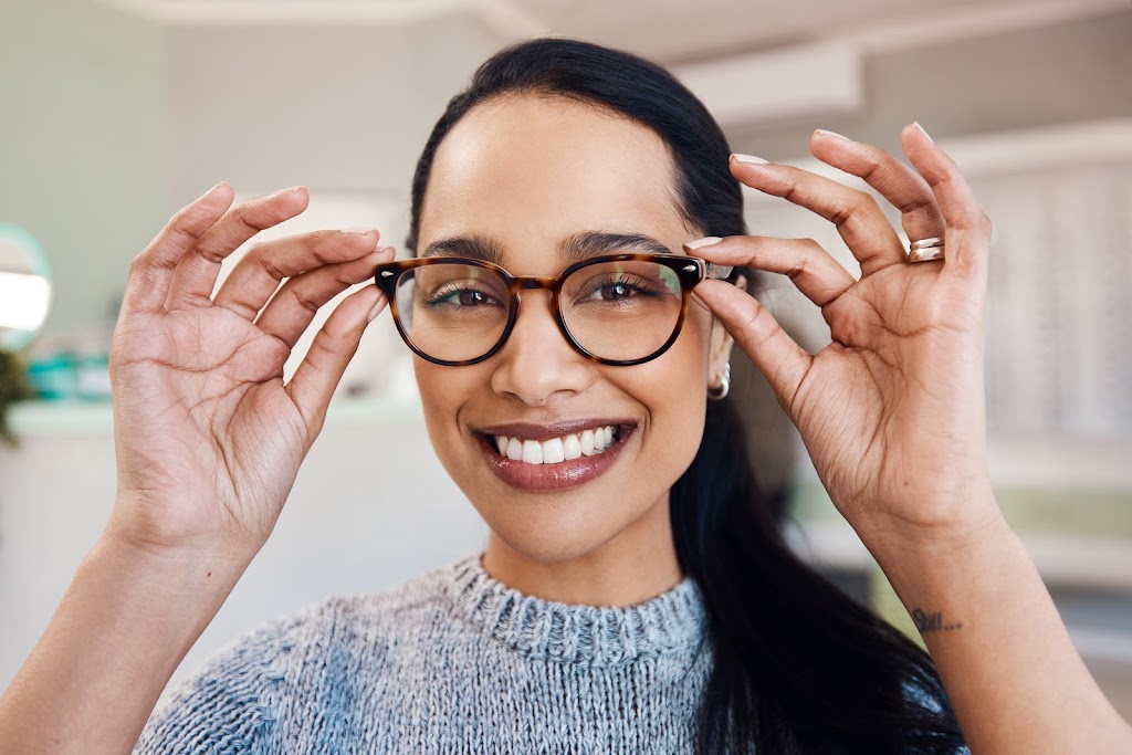 Carrington Optometry | 159 Carrington Plaza NW #150, Calgary, AB T3P 1Y3, Canada | Phone: (403) 547-2020