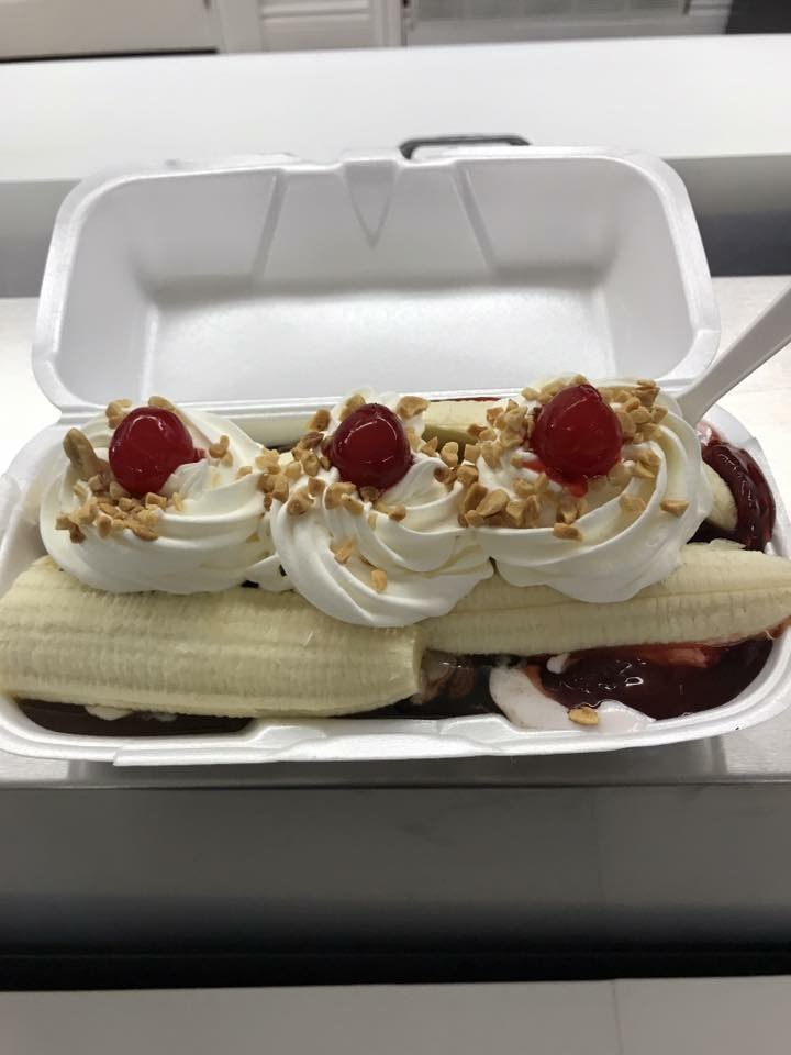 MP’s Ice Cream and Pita Palace | 722 Chiefswood Rd, Hagersville, ON N0A 1H0, Canada | Phone: (519) 445-2493