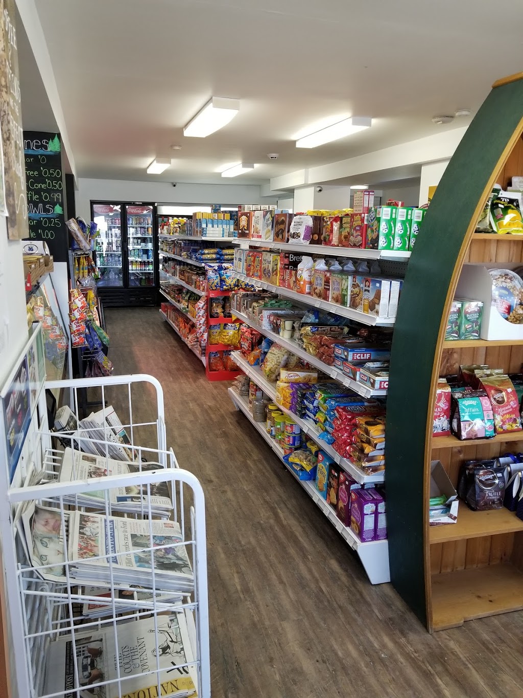 C O Country Market | 39258 Combermere Rd, Combermere, ON K0J 1L0, Canada | Phone: (613) 756-1113