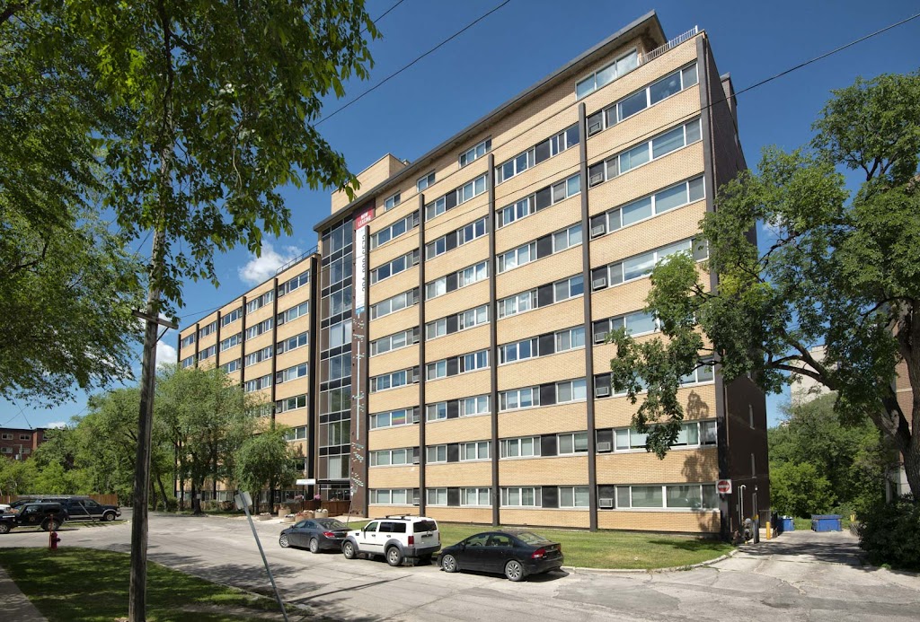 21 Mayfair Place | 21 Mayfair Pl, Winnipeg, MB R3L 0A5, Canada | Phone: (204) 898-6573