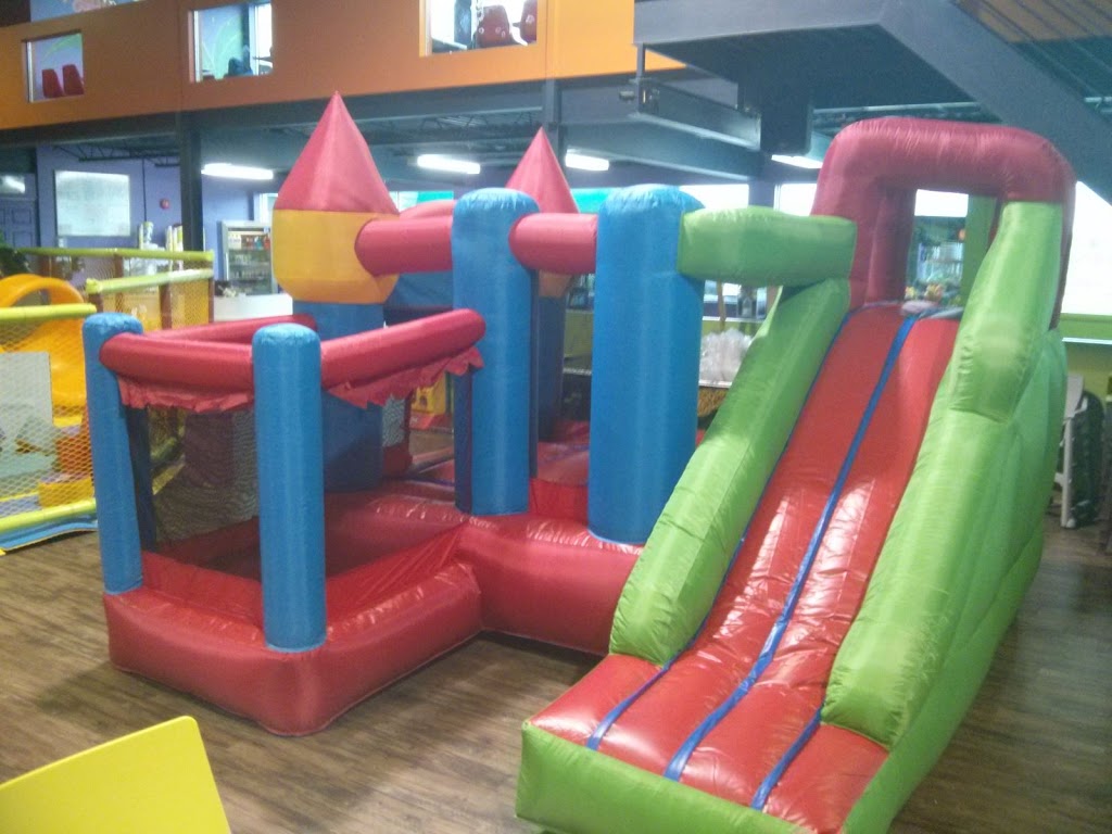 Mille Pattes Amusements | 40 Rue Jacques-Nau, Lévis, QC G6V 9J4, Canada | Phone: (418) 835-6555