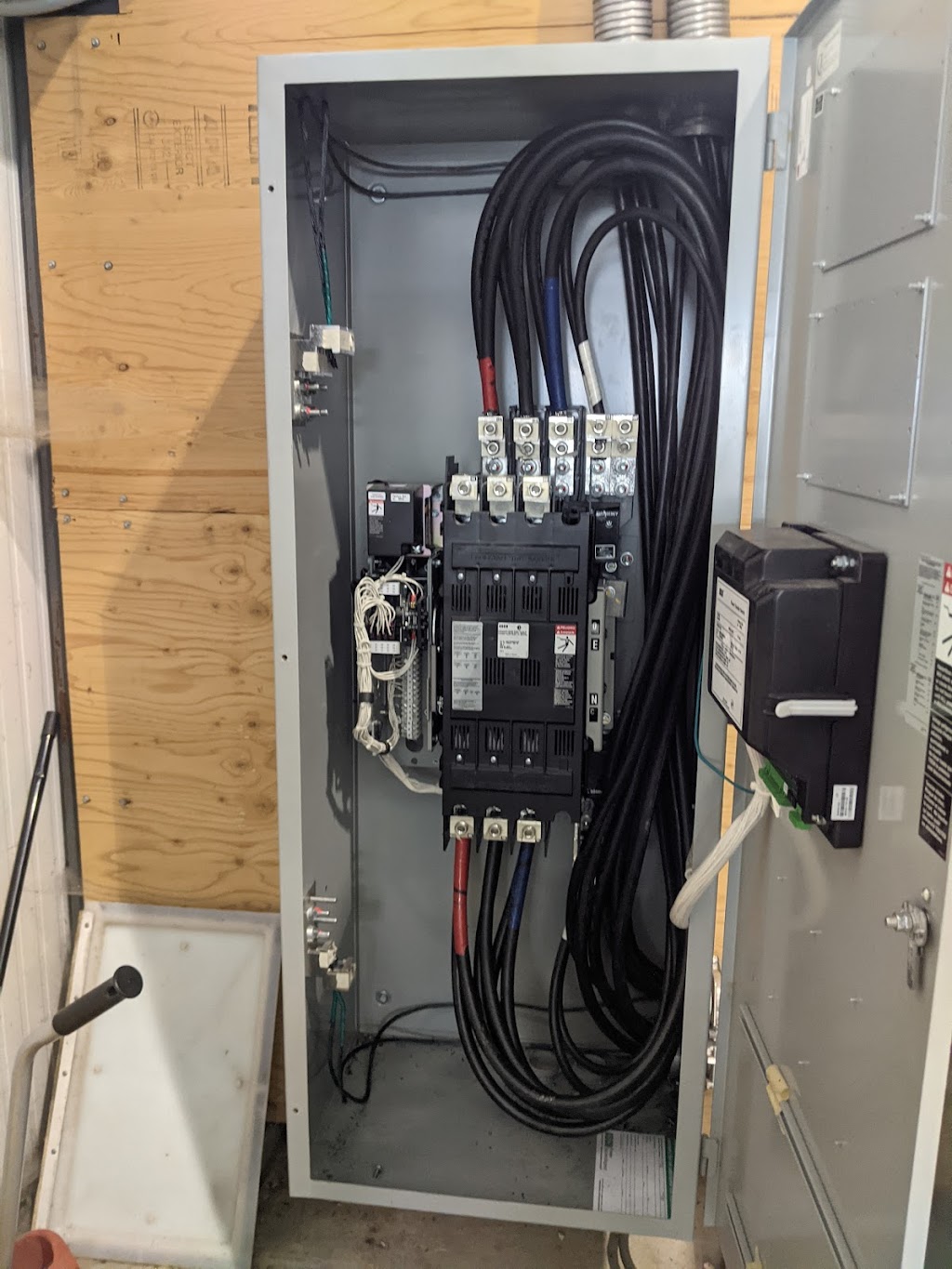 Tafat Contrôles Électriques Inc. | 680 Ch Saint Grégoire, Les Cèdres, QC J7T 3A4, Canada | Phone: (514) 506-8387