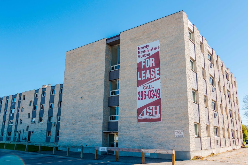 Radmon House Apartments | 1010 Brazier St, Winnipeg, MB R2K 2P4, Canada | Phone: (204) 296-0349